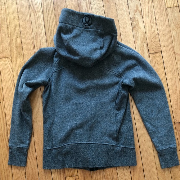 Lululemon Scuba Hoodie - Picture 4 of 6